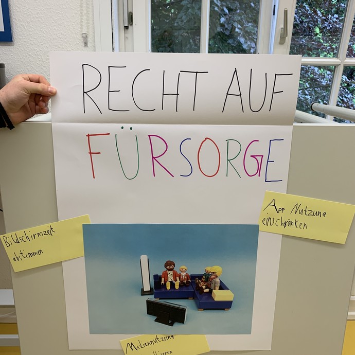 Plakat 4 (vergrößerte Bildansicht wird geöffnet)