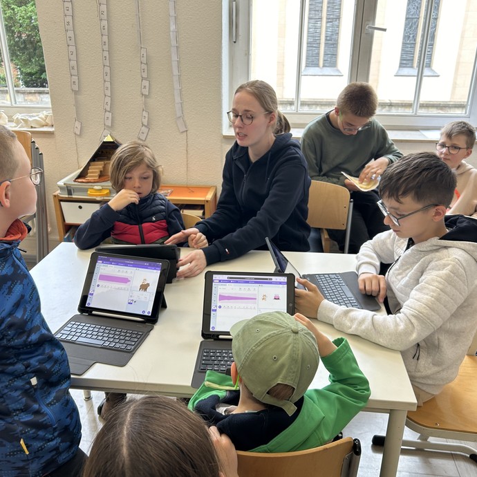 Scratch-Workshop (vergrößerte Bildansicht wird geöffnet)