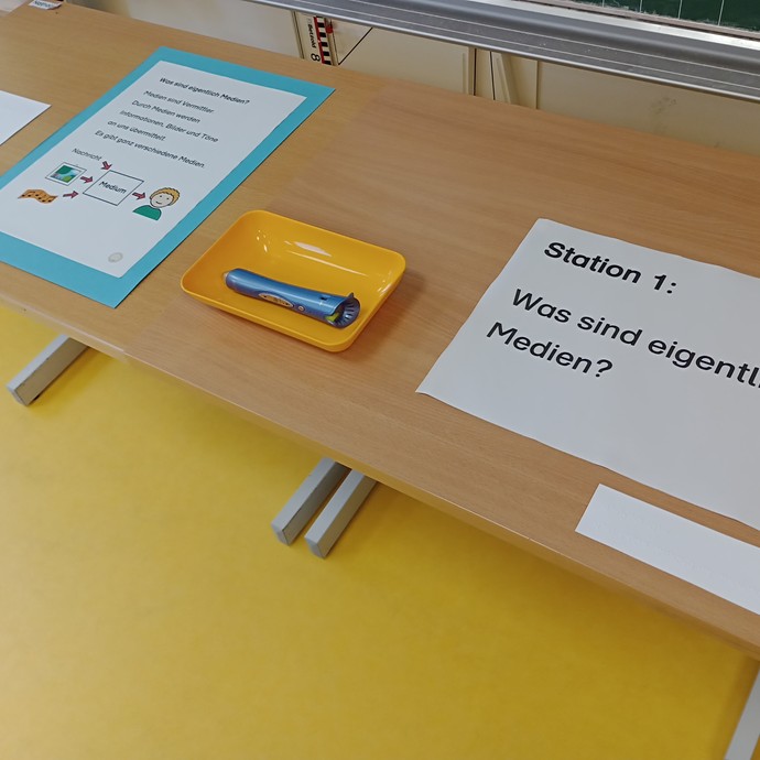 Station (vergrößerte Bildansicht wird geöffnet)